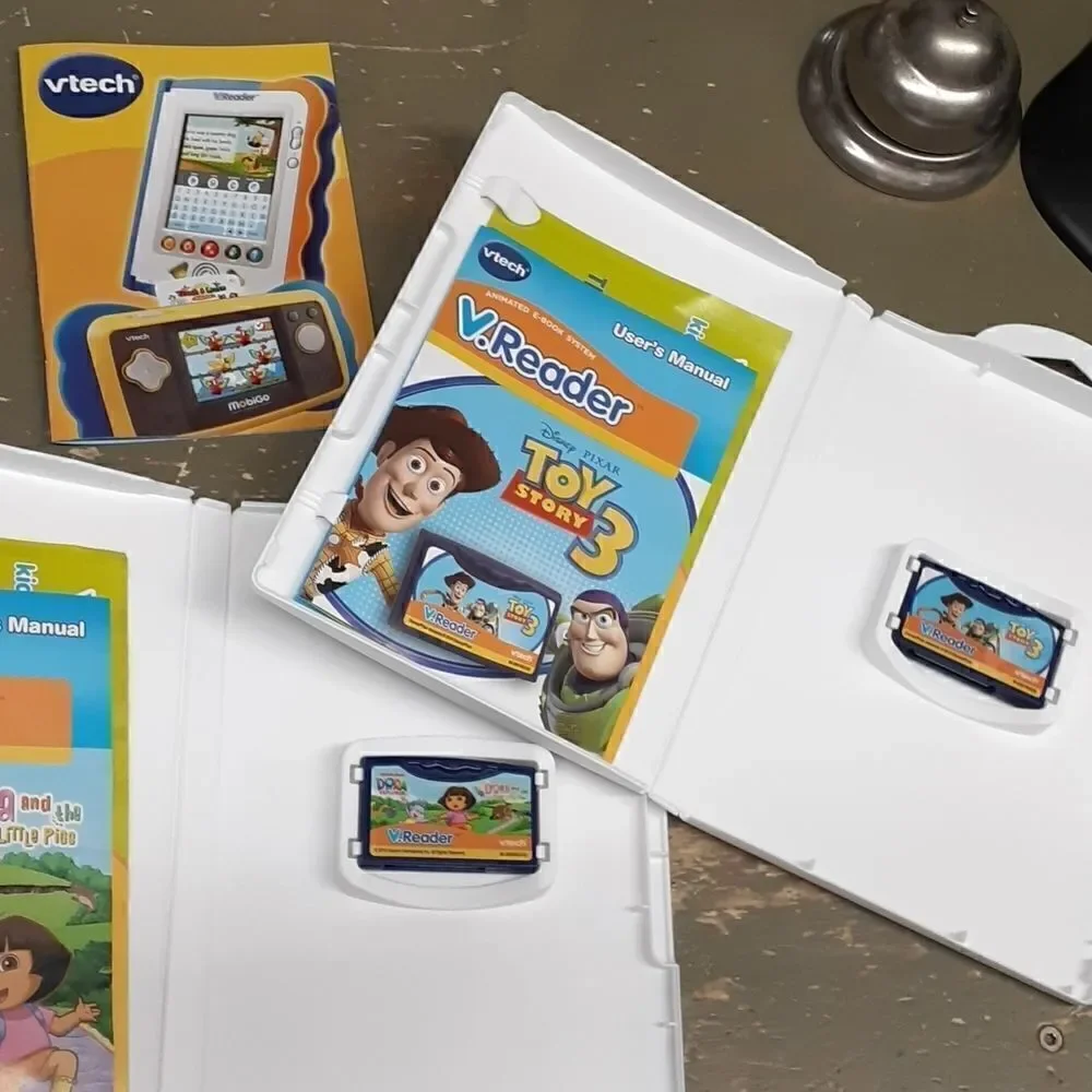 VTech V reader animated e-book system. - Picture 6 of 6